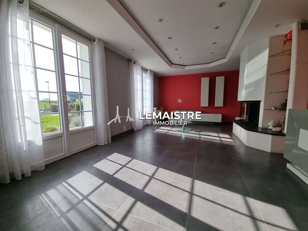 Maison à SAINT-ROMAIN-DE-COLBOSC