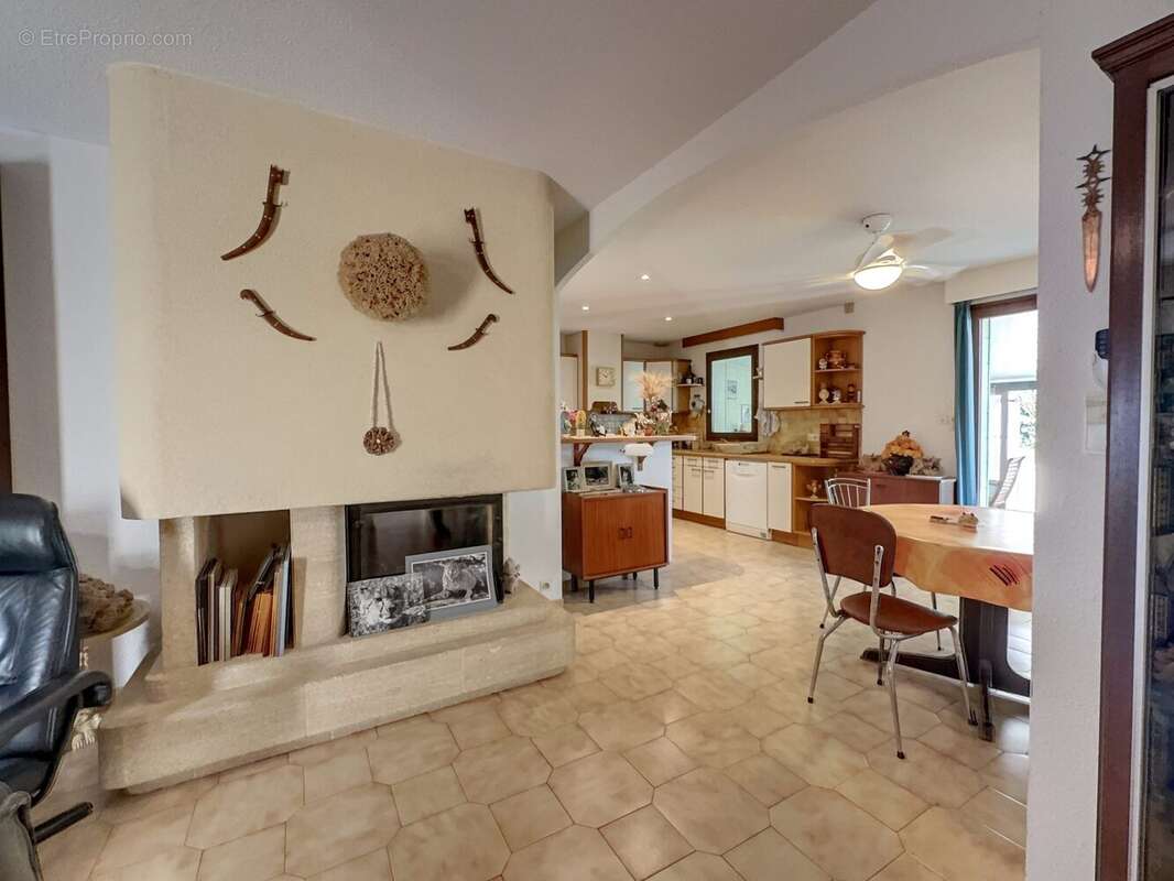 Maison 107 m² à Narbonne  - photo 4