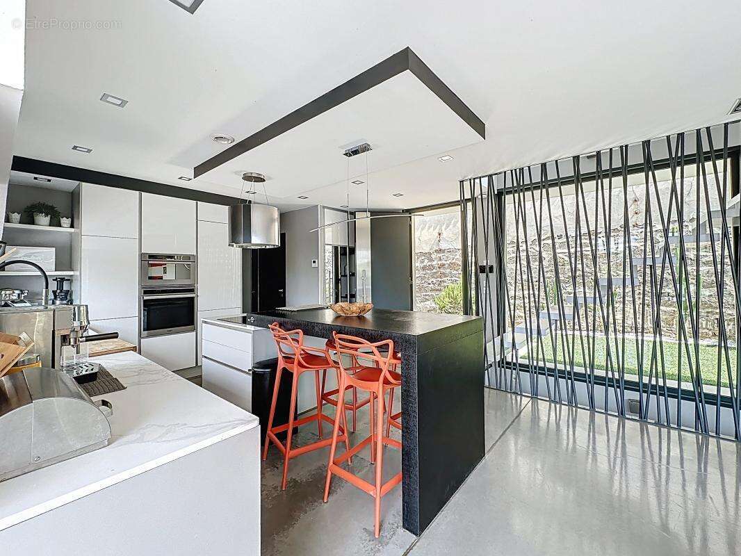 Maison à SAINT-SYMPHORIEN-D&#039;OZON