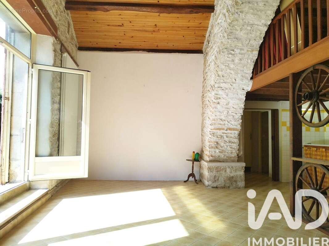 Photo 4 - Maison à LA CAVALERIE