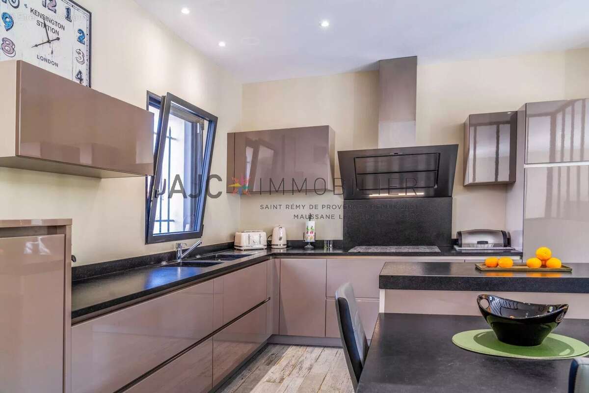 Maison à SAINT-REMY-DE-PROVENCE