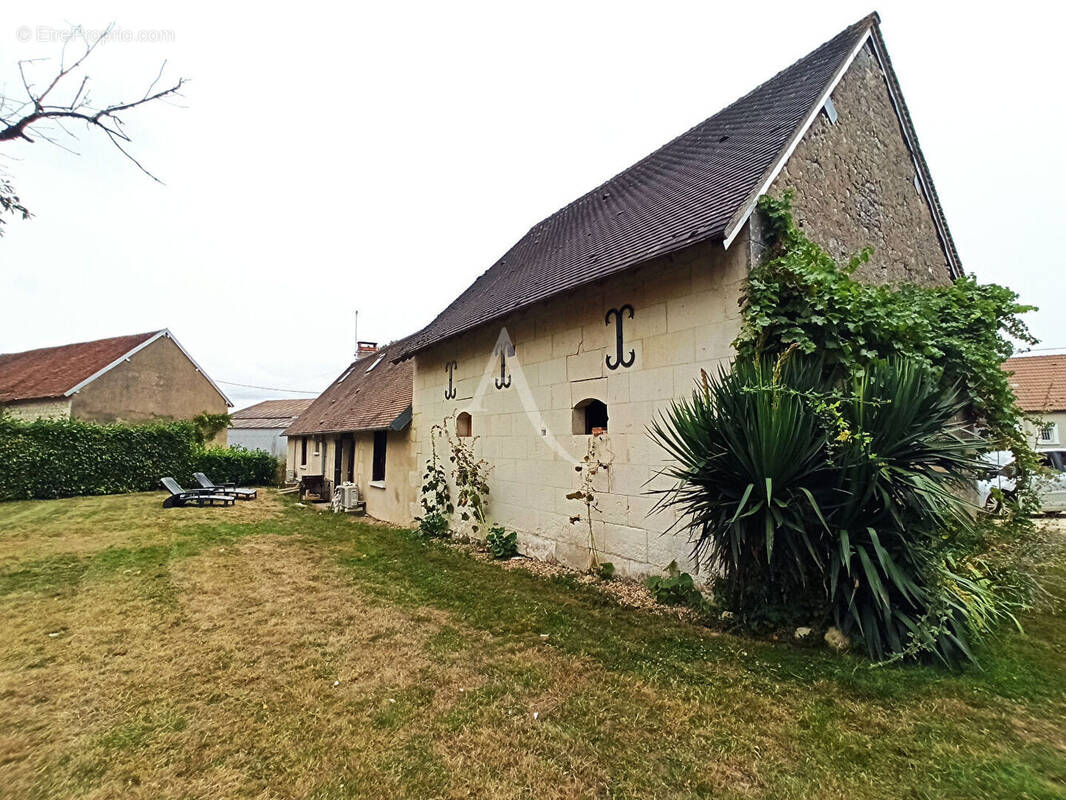 Maison à VEUIL
