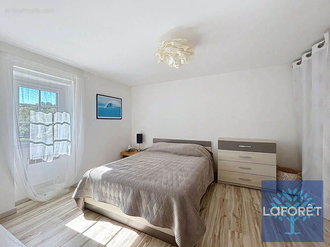 Maison à SAINT-GEOURS-DE-MAREMNE