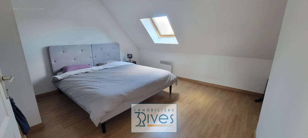 Maison à SAINT-SATURNIN-SUR-LOIRE