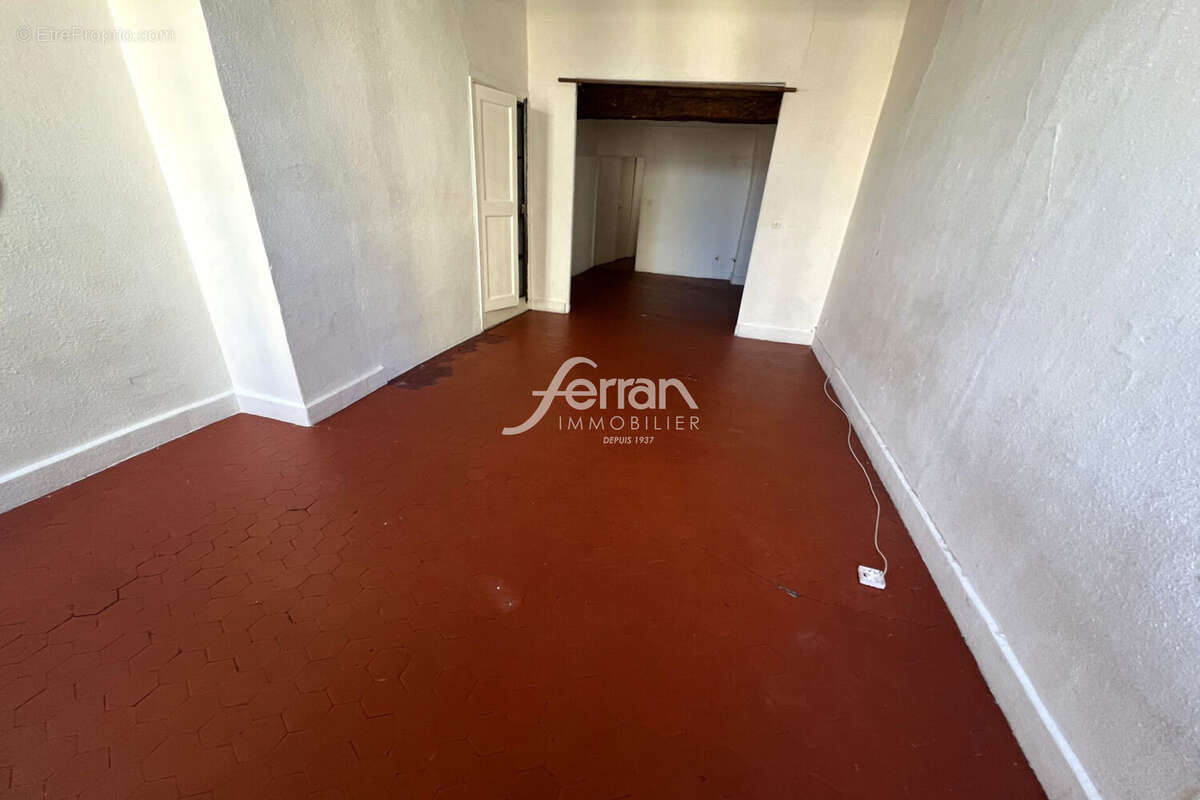 Appartement 41 m² à Draguignan  - photo 2