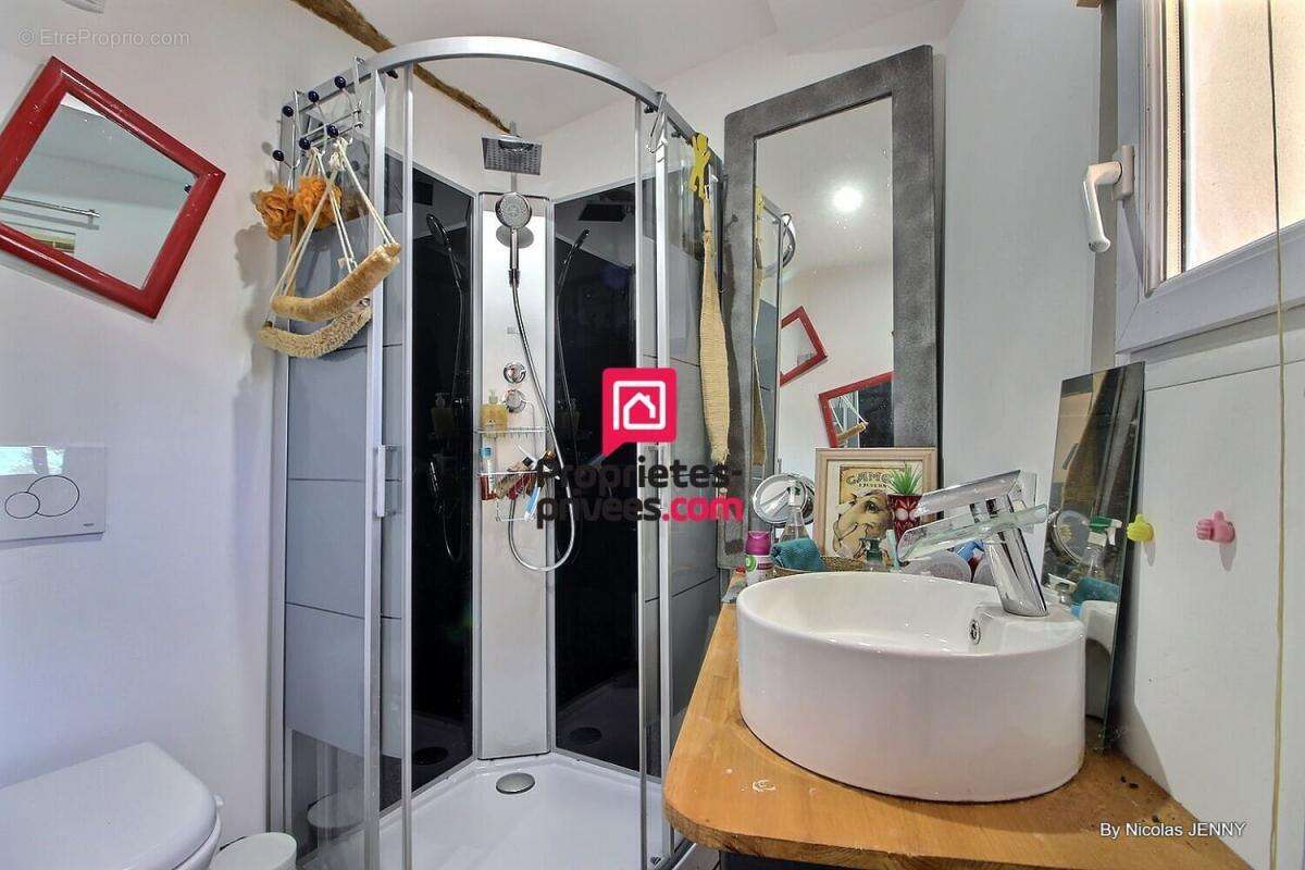 Maison à SUZE-LA-ROUSSE