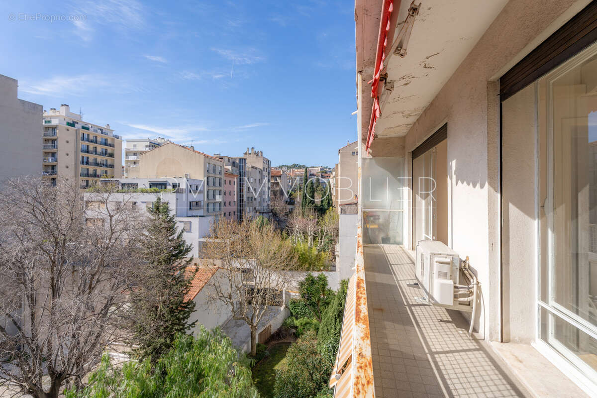 Appartement à MARSEILLE-8E