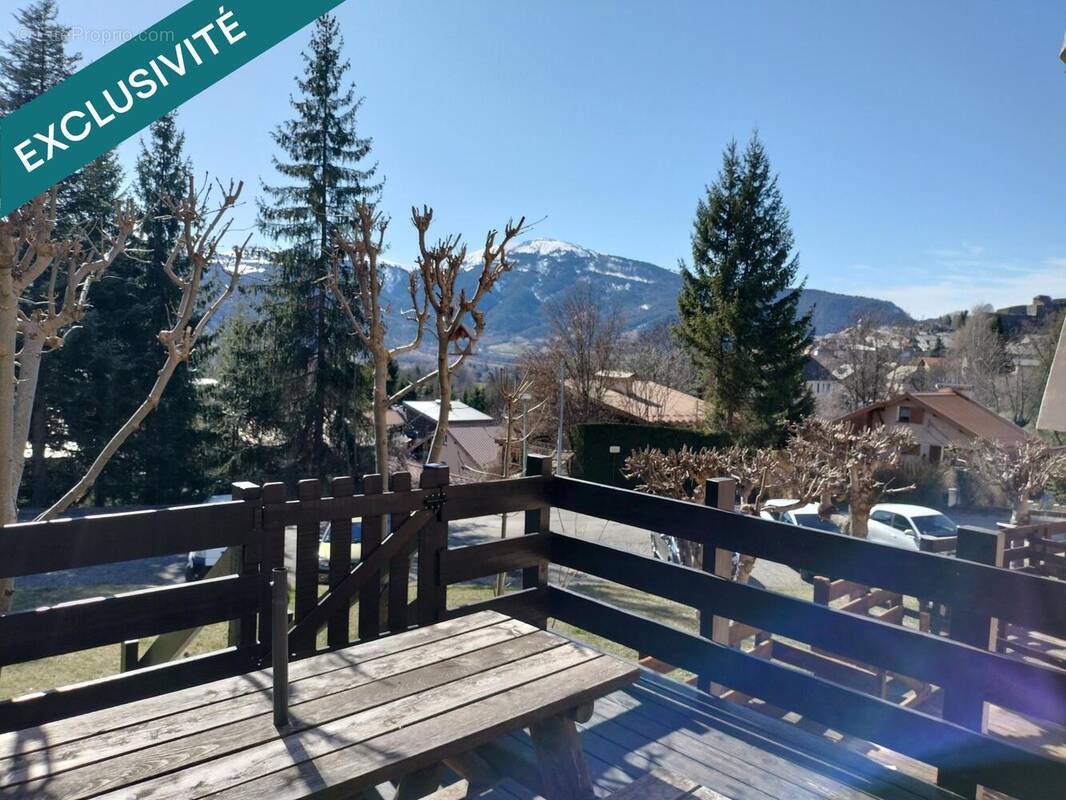 Photo 1 - Appartement à SEYNE