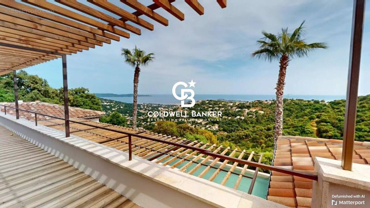 Maison à CAVALAIRE-SUR-MER