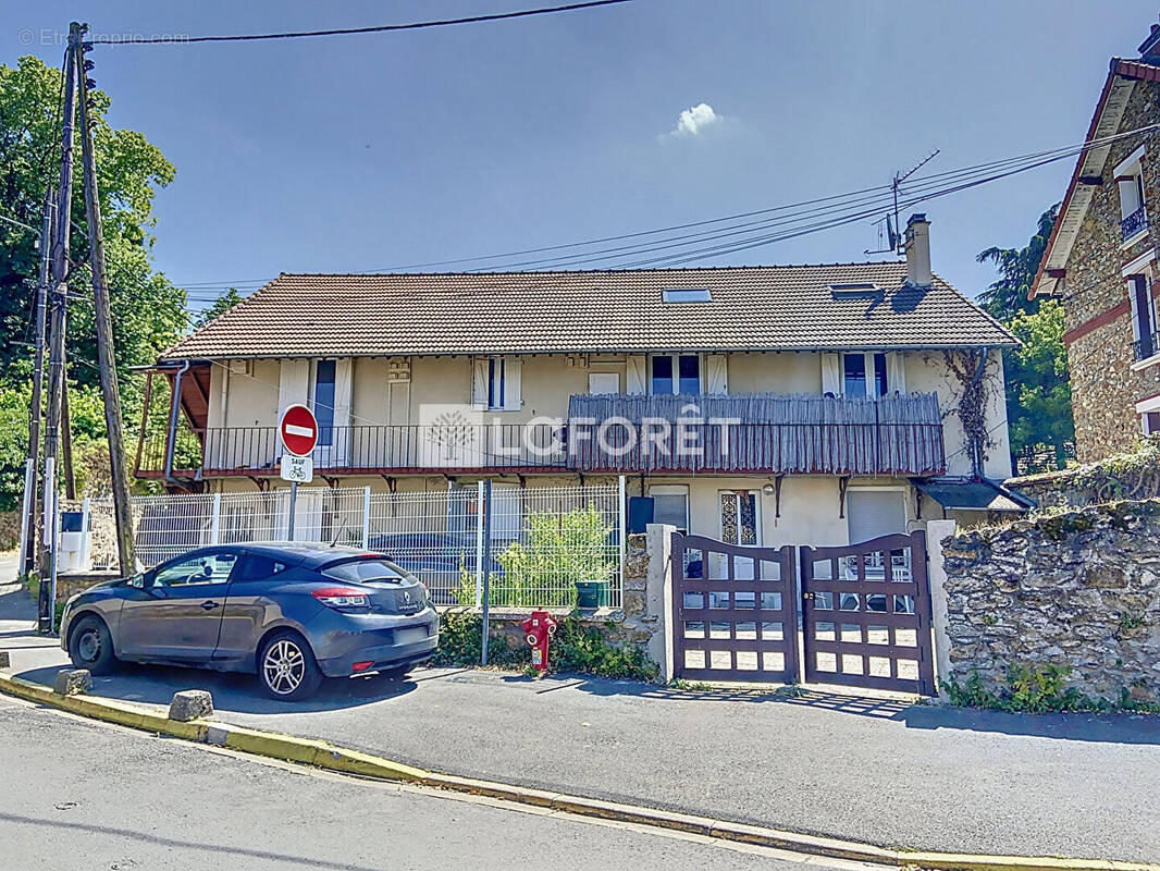 Appartement à RIS-ORANGIS