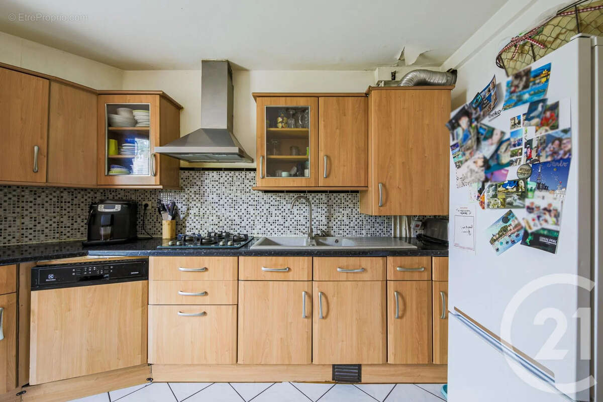 Appartement à FONTAINE