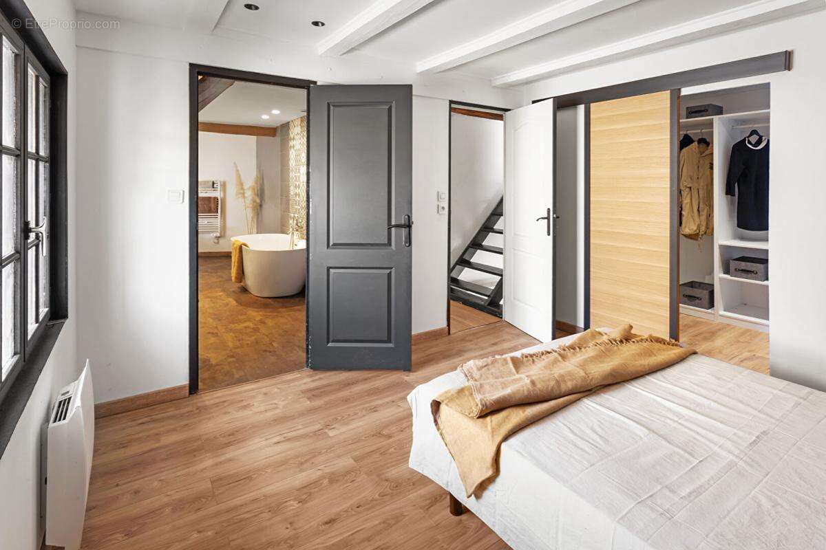 Maison à BASSE-GOULAINE