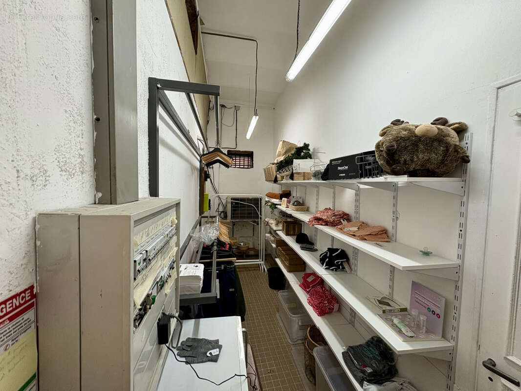 Commerce à SALON-DE-PROVENCE