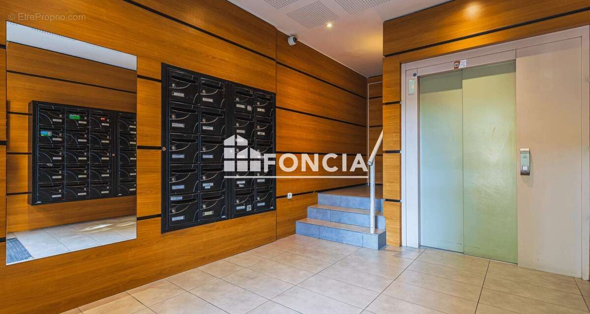 À VENDRE – Appartement idéal investisseur  Bail en cours jusqu’au 13 avril 2028  - photo 8
