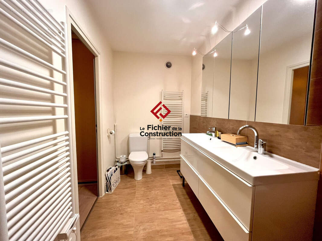 Appartement à SAINT-EGREVE