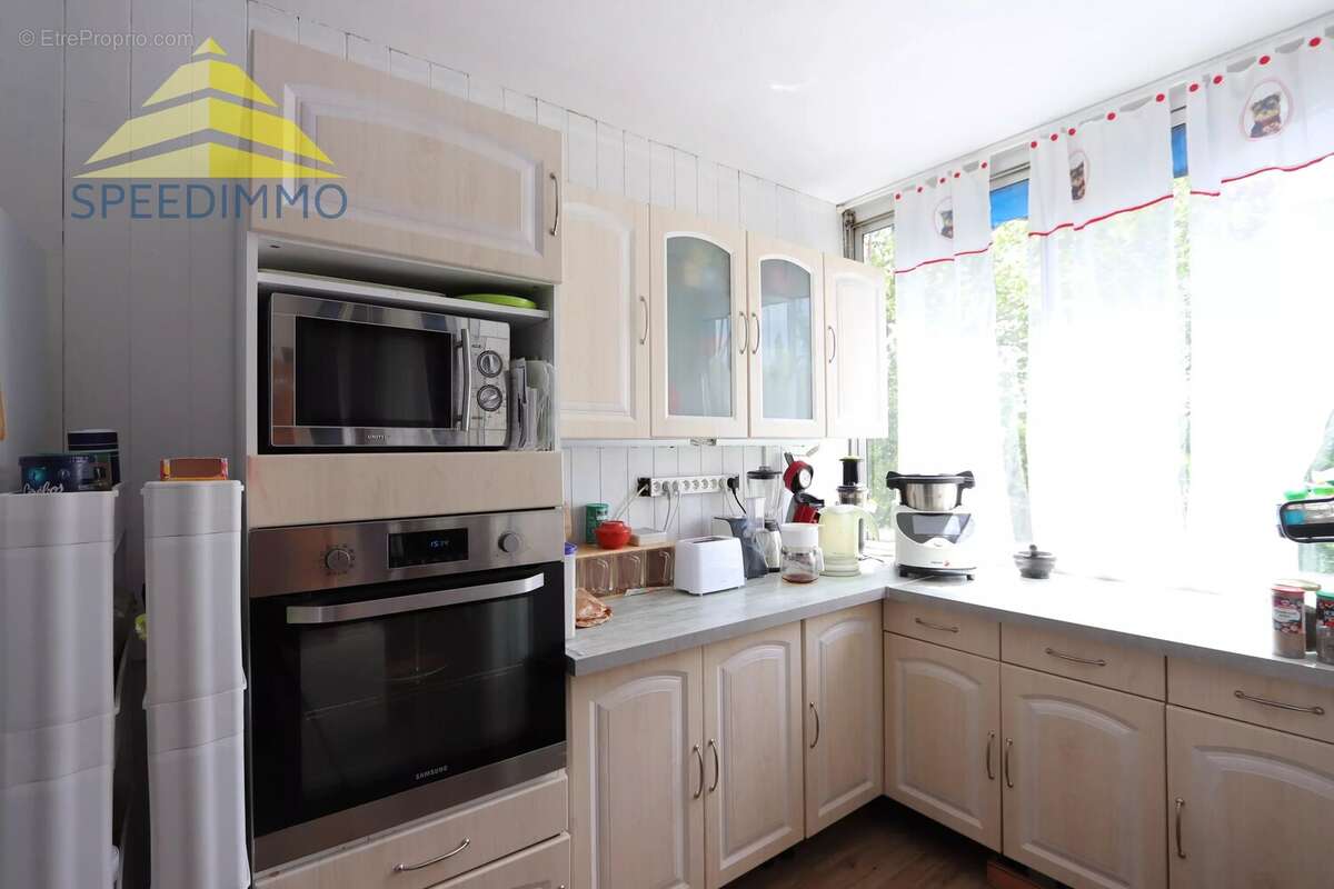 Appartement à BOUSSY-SAINT-ANTOINE