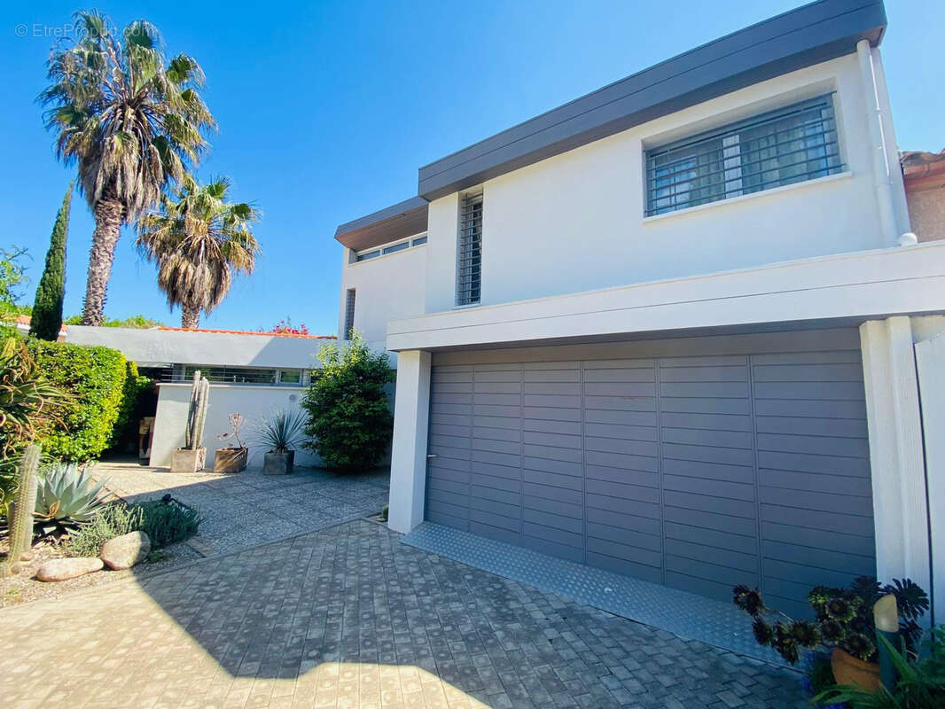 Maison à SAINT-CYPRIEN