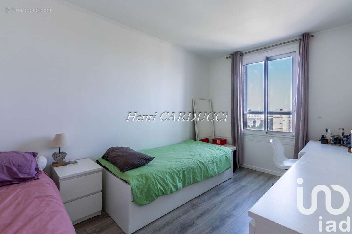 Photo 8 - Appartement à ASNIERES-SUR-SEINE