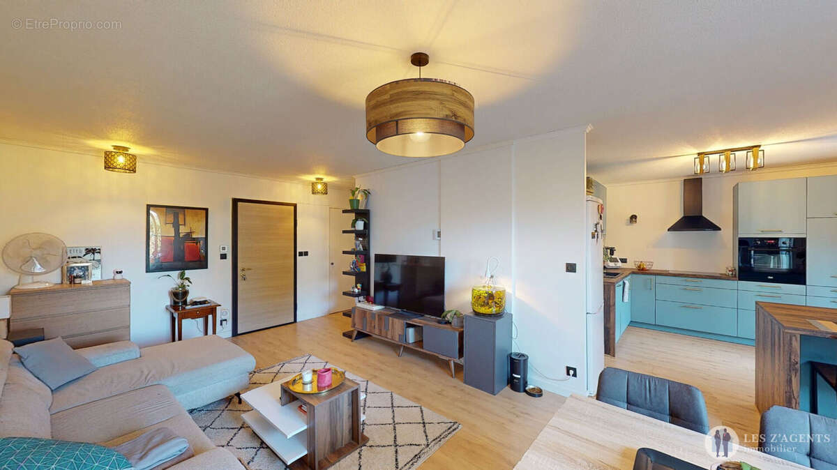 Appartement à GIERES