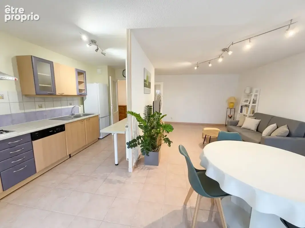 Appartement 2 chambres avec balcon - garage - photo 3