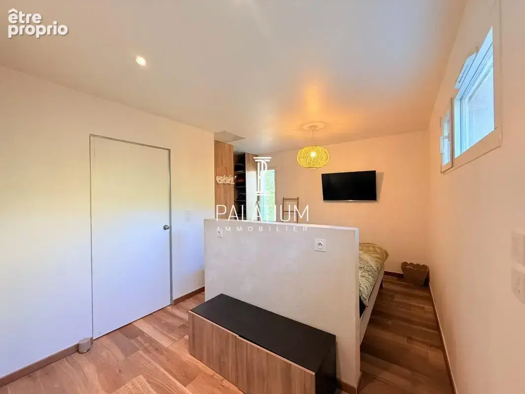 Superbe villa contemporaine dans le village de Claret - photo 8
