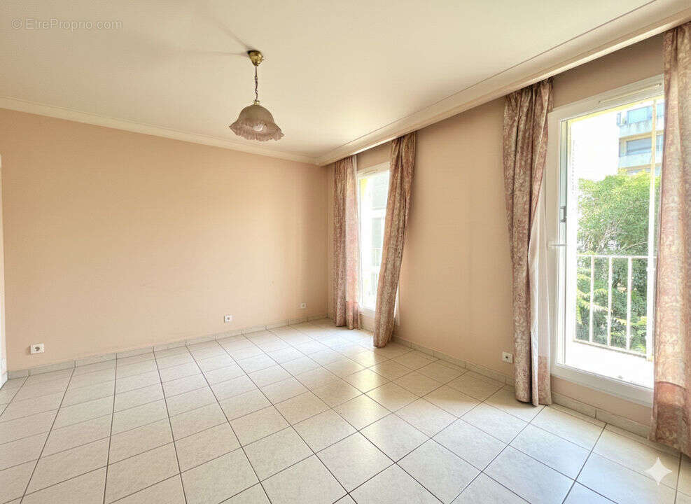 Maison à MARSEILLE-4E