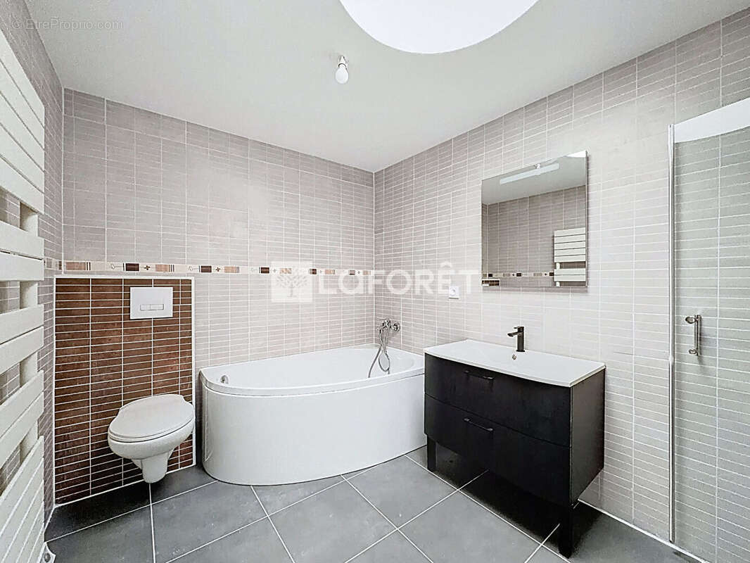 Maison à OUISTREHAM