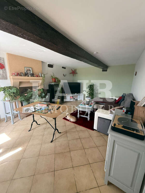 Maison en campagne isolée  réf:F-15328 - photo 6