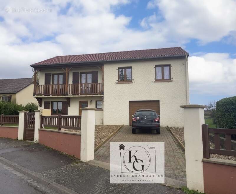 Maison à TUCQUEGNIEUX