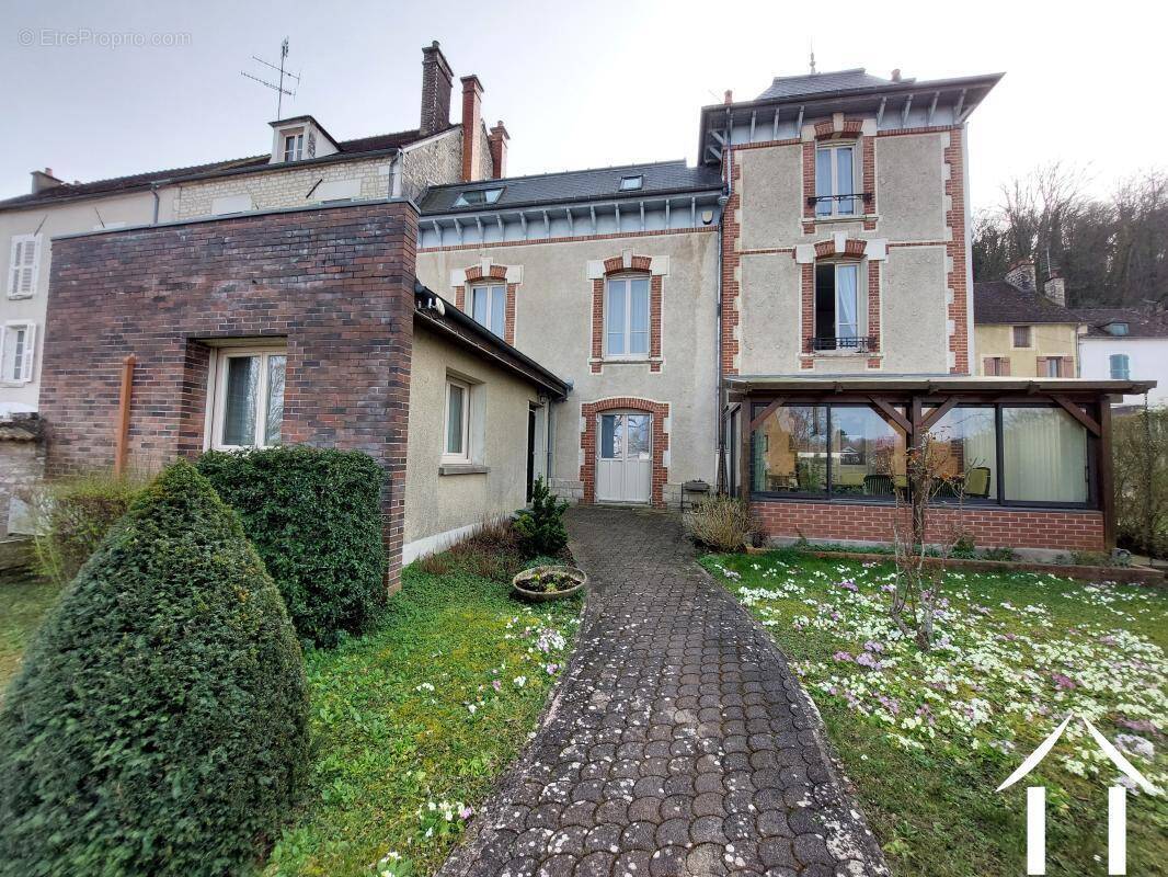 Maison à TONNERRE