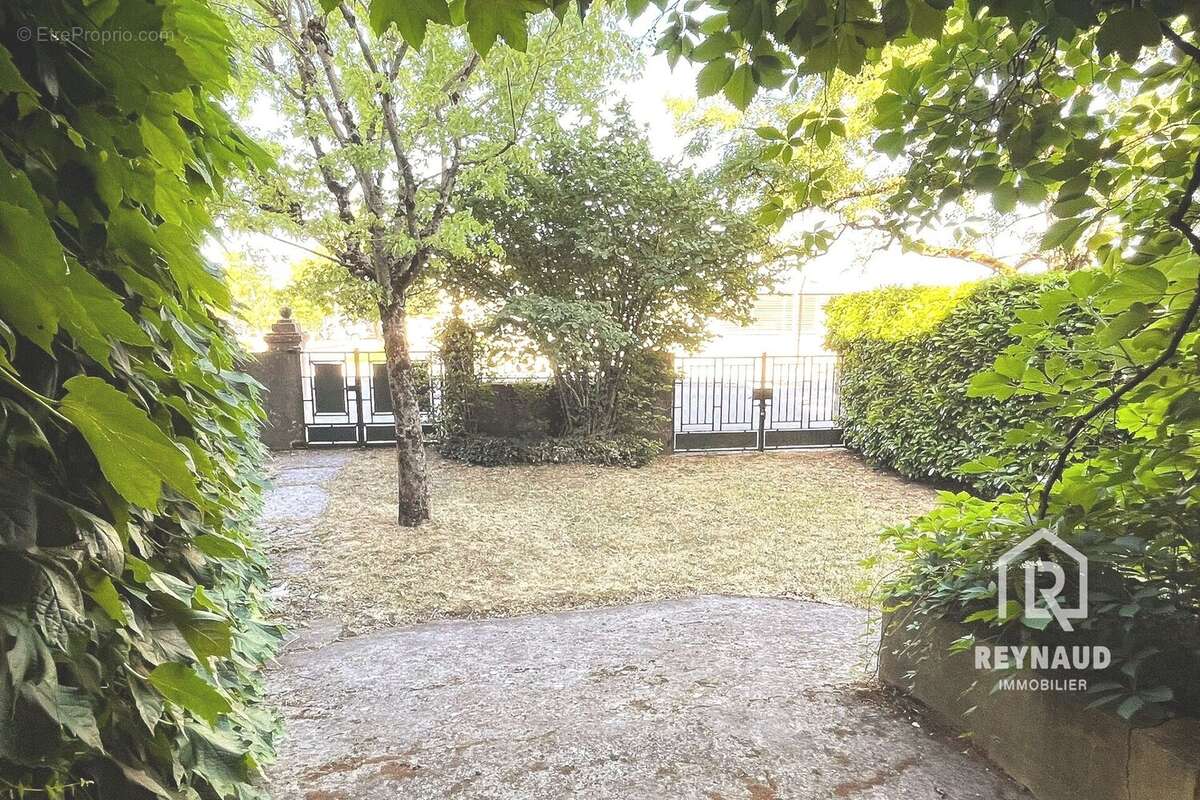 Maison à LE CAYLAR