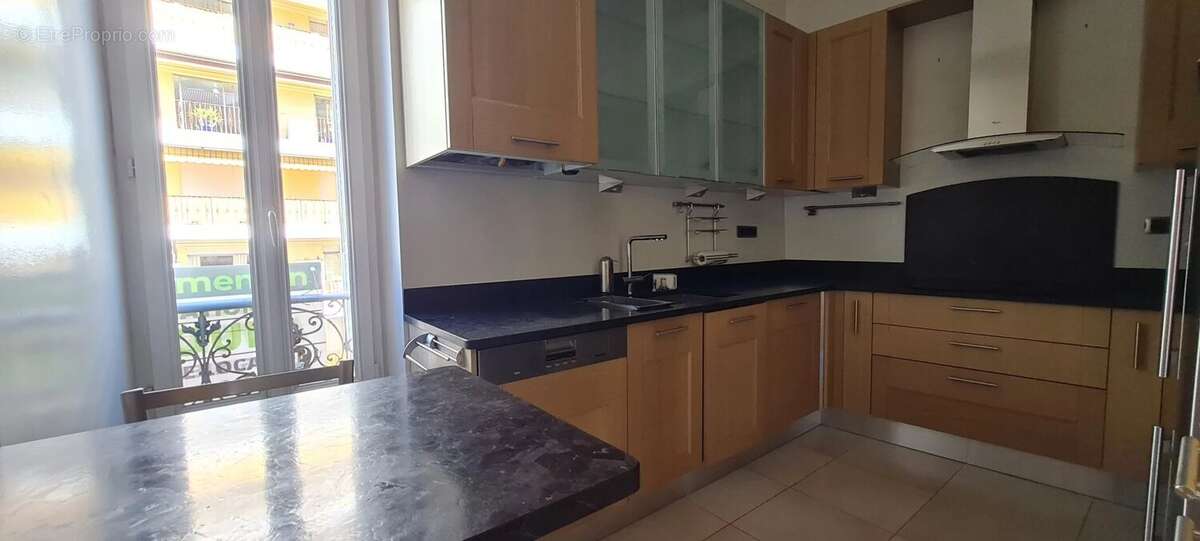 Appartement à MENTON