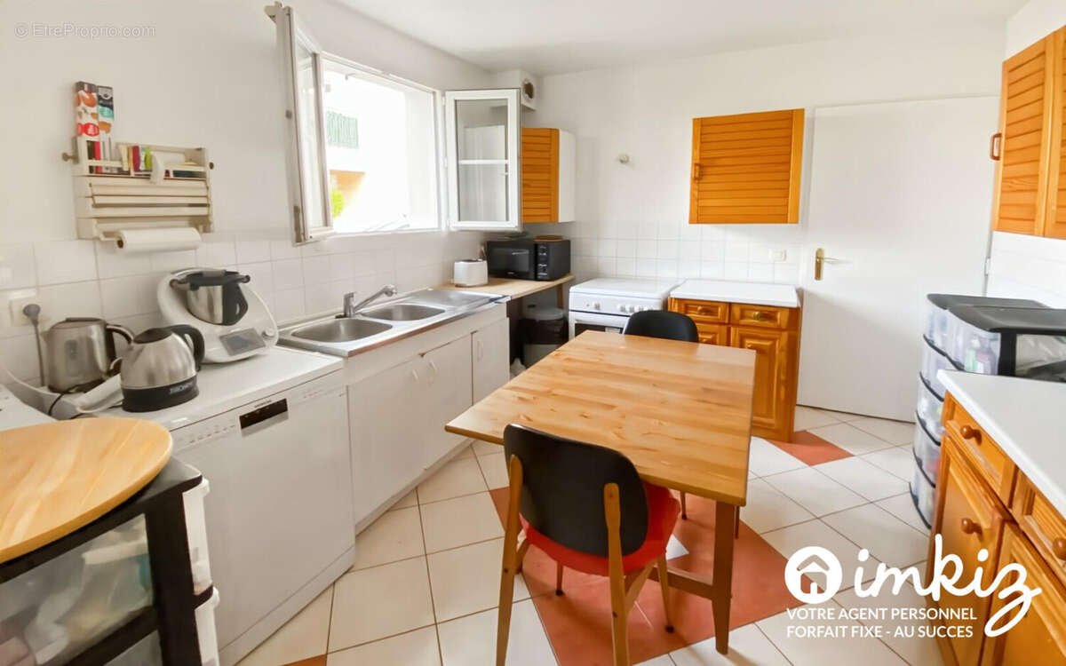 Maison 6 pièces : 4 chambres, 2WC, garage, jardin - photo 3