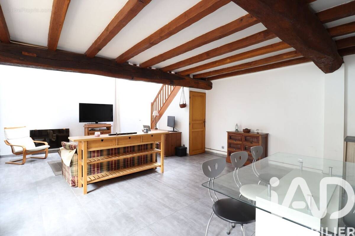 Photo 1 - Appartement à CHILLY-MAZARIN