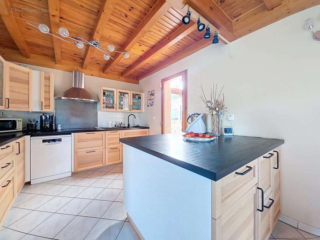 Maison à OYTIER-SAINT-OBLAS