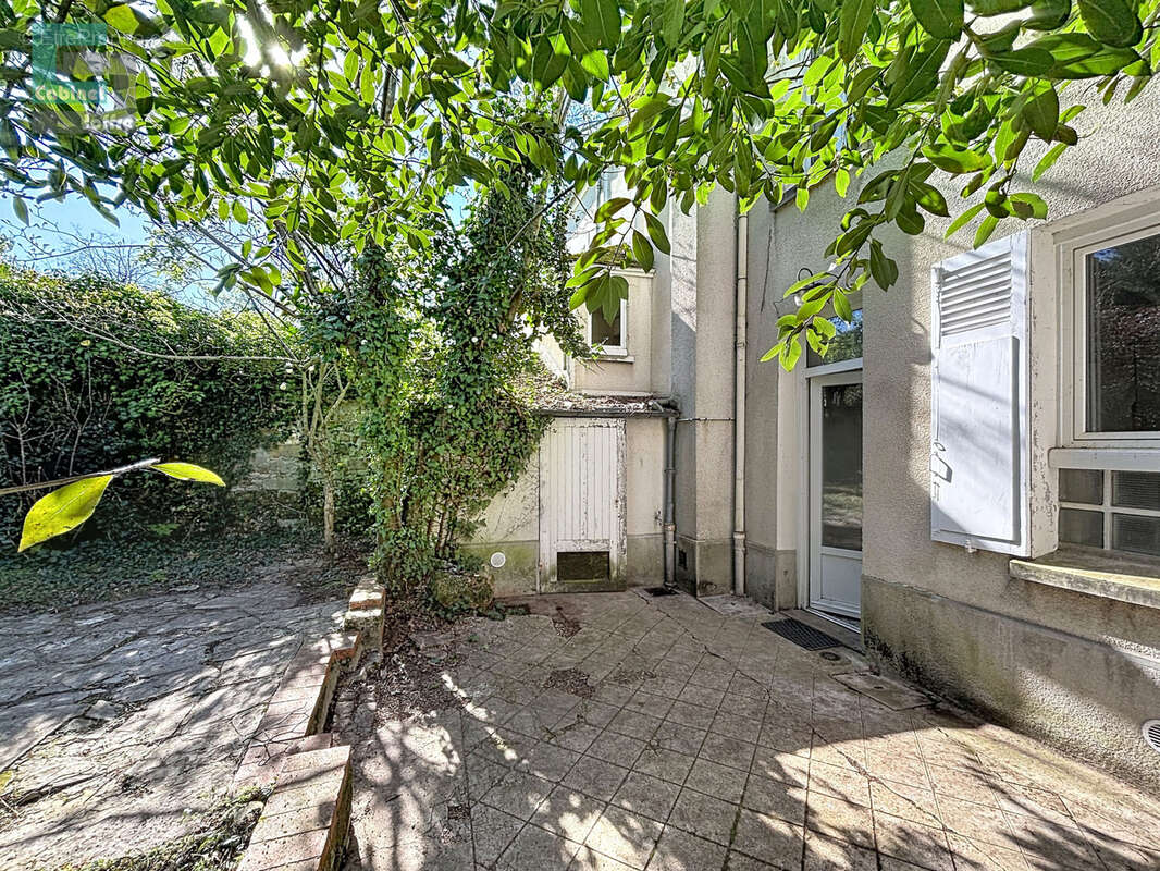 Maison à FONTAINEBLEAU