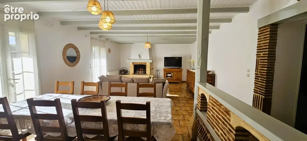 Maison 4 pièces 140 m² à vendre à Saint-Laurent-Des-Vignes (24100) - photo 9
