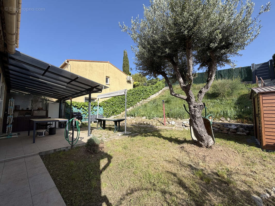 Maison à CARROS