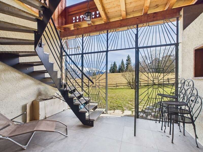 Haute Savoie (74), à vendre MORILLON - Domaine skiable du Grand Massif - Ferme Savoyarde P9 - photo 21