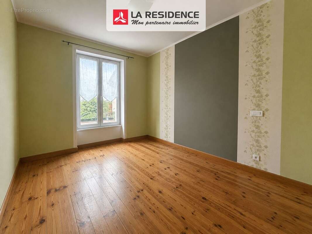 Maison 300 m² à Bennecourt  - photo 6