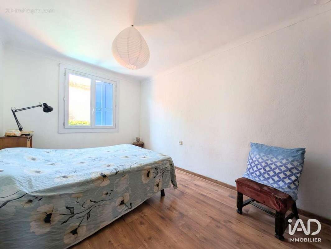 Maison 80 m² à Villeneuve-La-Riviere  - photo 8