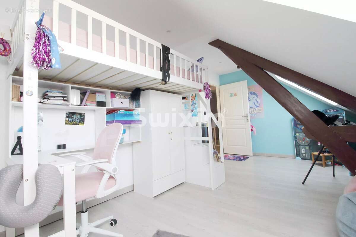 Appartement T5 avec garage, cave et grenier - photo 5
