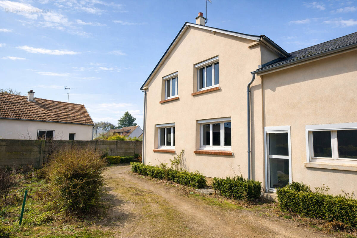 Maison à SAINT-DENIS-EN-VAL