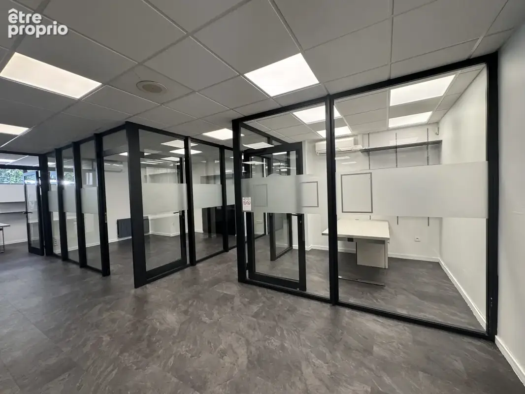 Commerce 200 m² à vendre à Besancon (25000) - photo 4