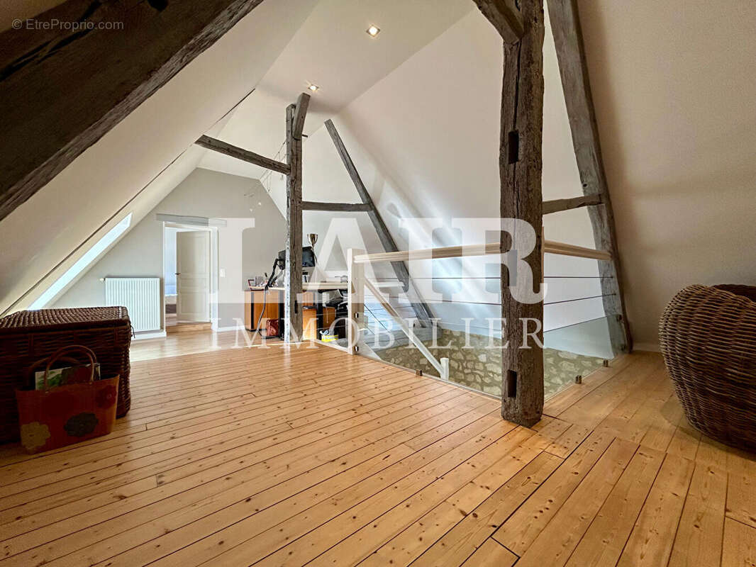 Maison à LE MELE-SUR-SARTHE