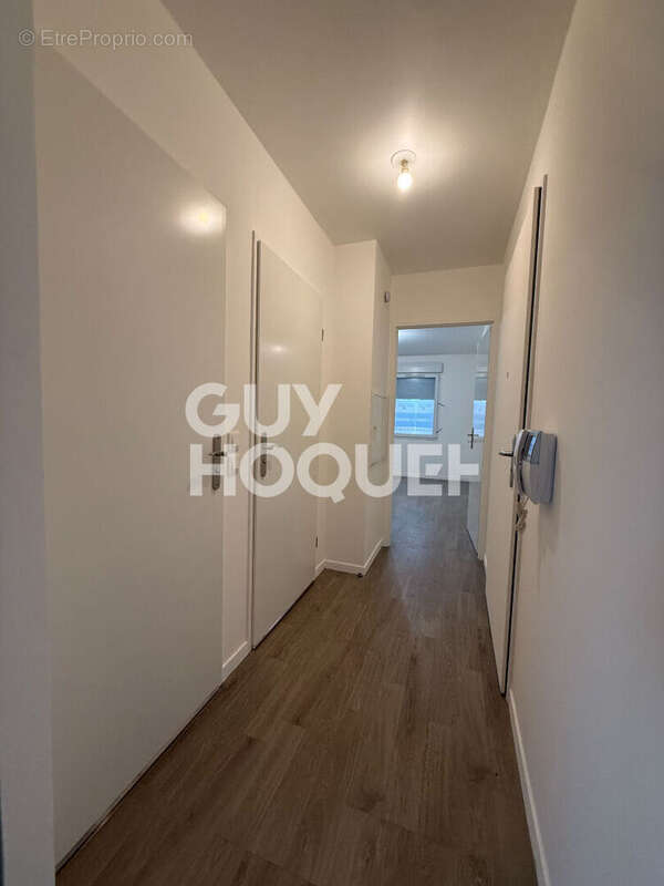 Appartement à LACROIX-SAINT-OUEN