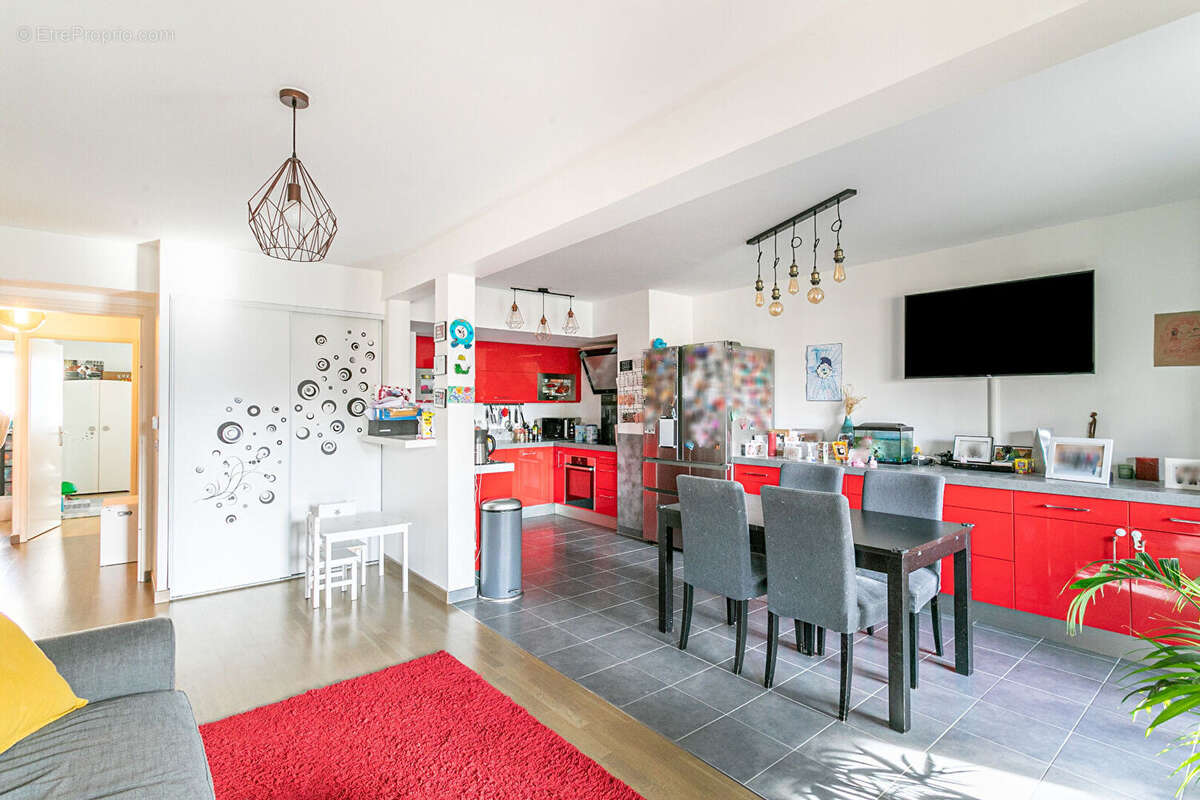 Appartement à NANTERRE