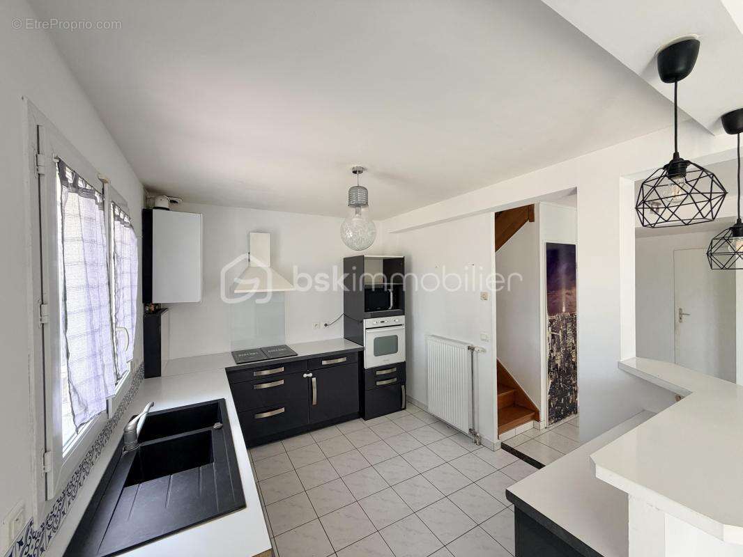 Charmante maison de 3 chambres dans un coin calme de Lieusaint - photo 4