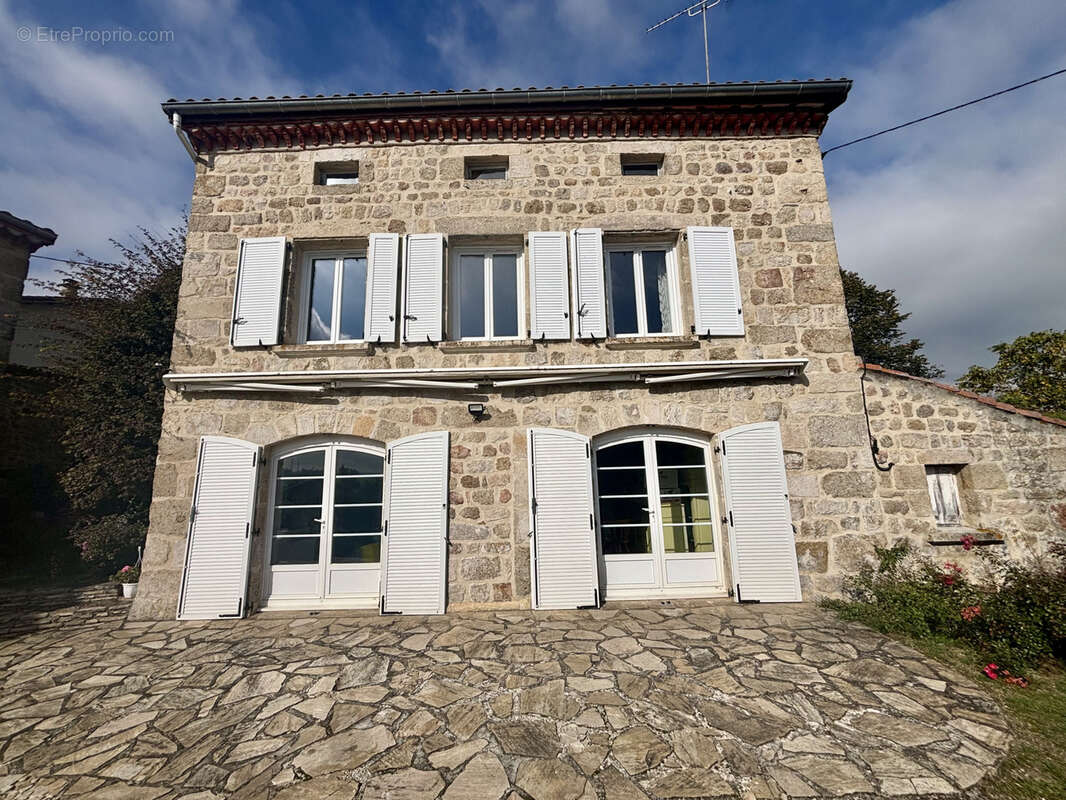 Maison à LES VILLETTES