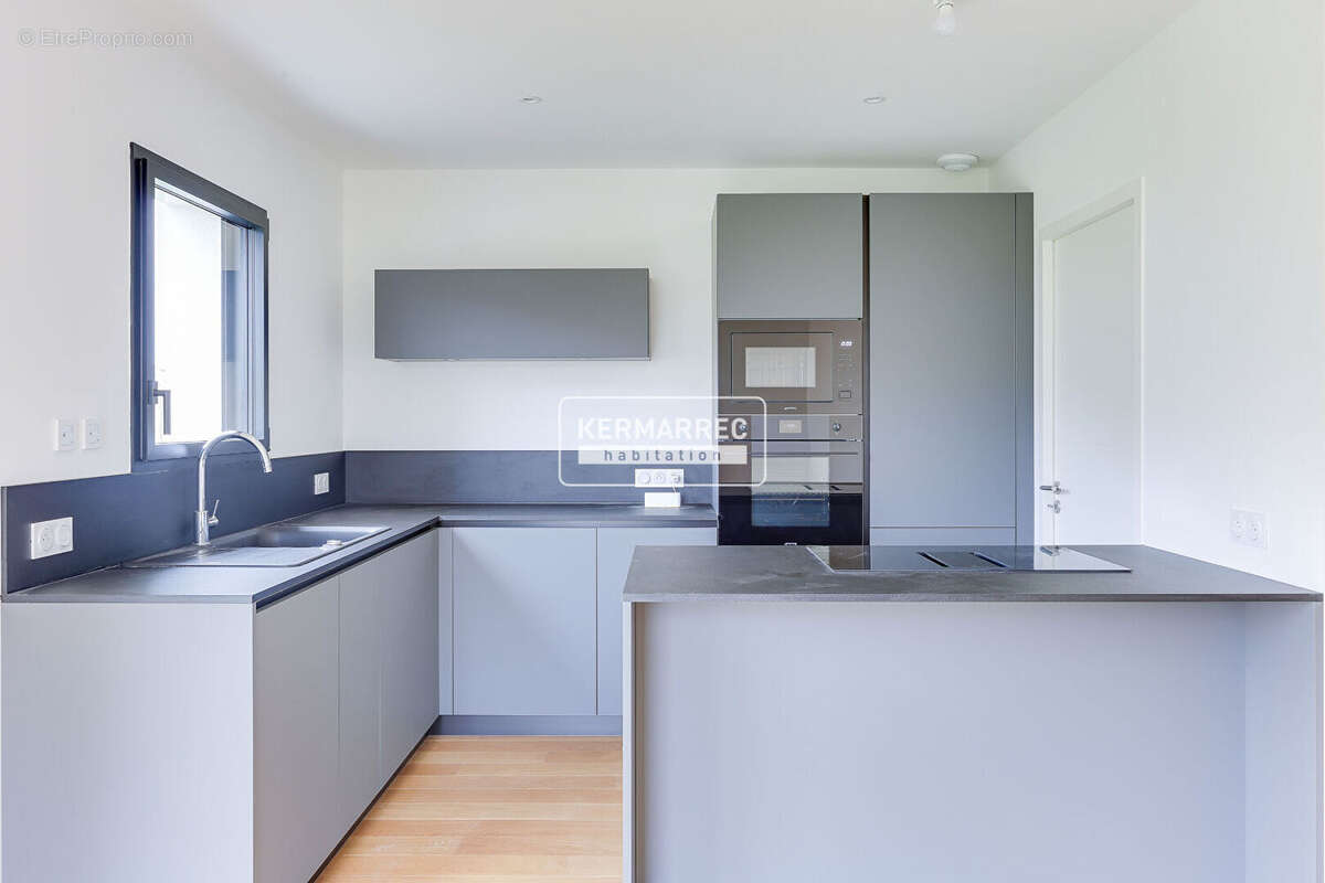 Maison à LA CHAPELLE-DES-FOUGERETZ